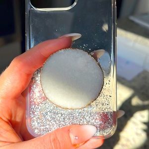 Crystal pop socket